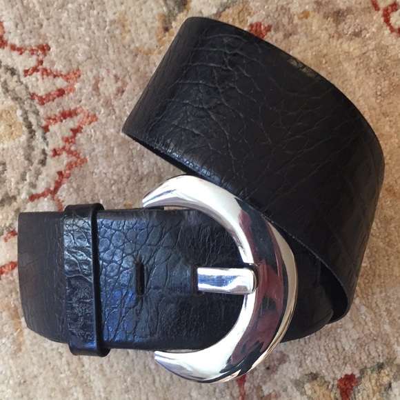 Neiman Marcus Black Alligator Belt 2 1/2” wide S/M